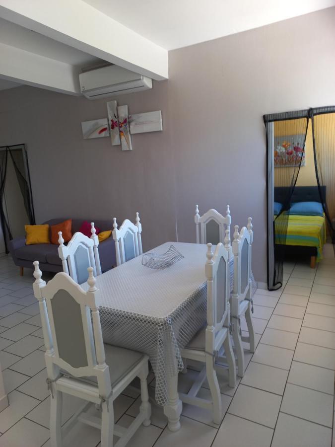 Maison Du Bien Etre Baie Mahault Buitenkant foto